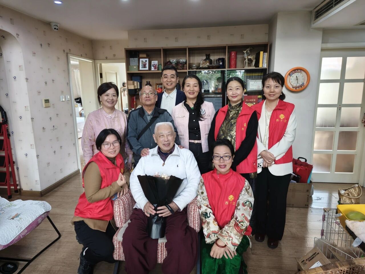 情暖金秋 艺述长青——西子会&开明画院拜访老艺术家